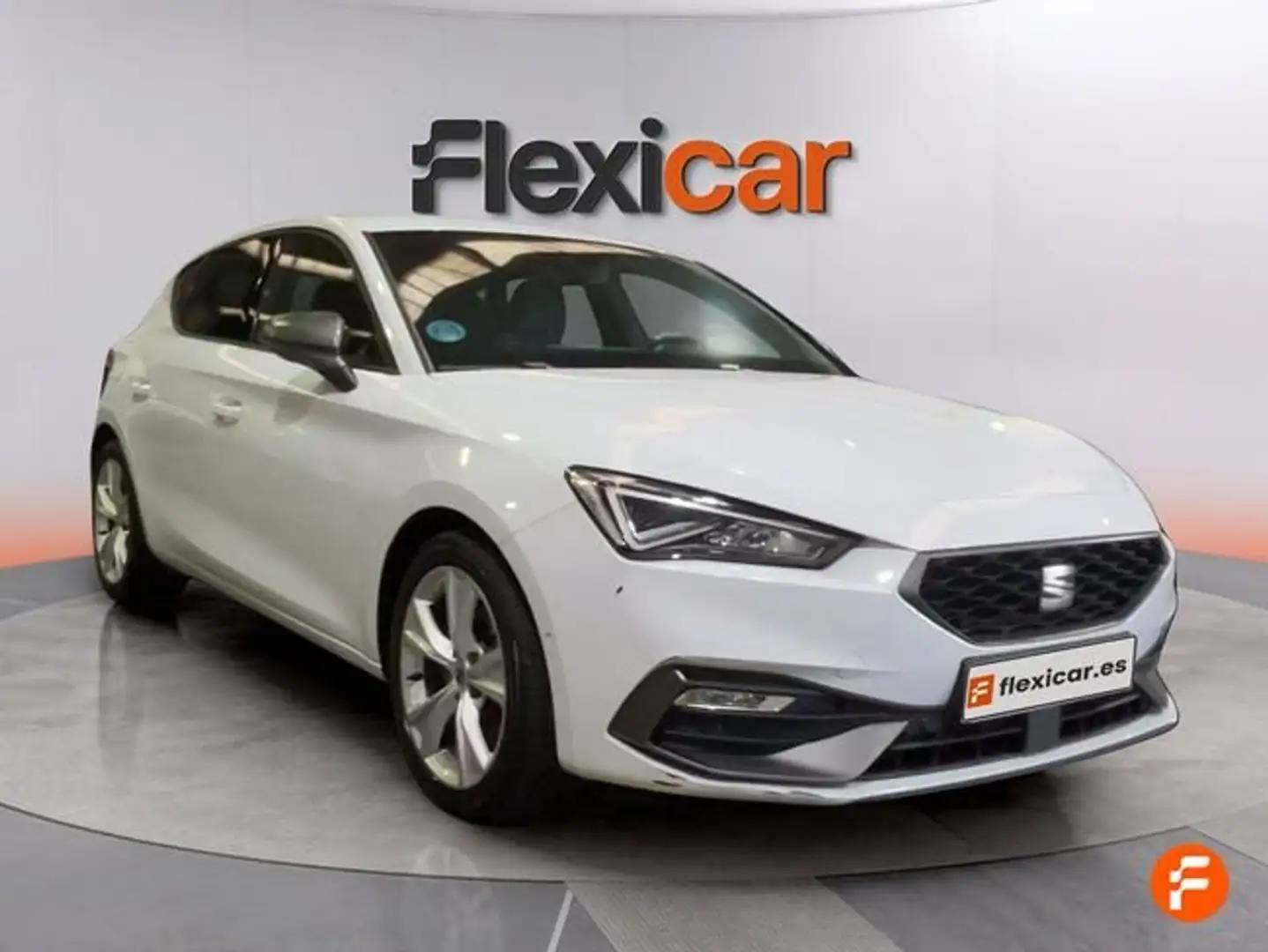 SEAT Leon 1.0 TSI S&S FR 25º Aniversario 110 Blanco - 2