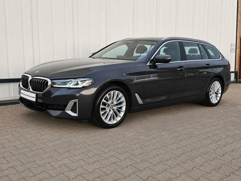 BMW 540 d xDr*LUXURY LINE*HUD*SITZBELÜFT.*ACC*HARMAN