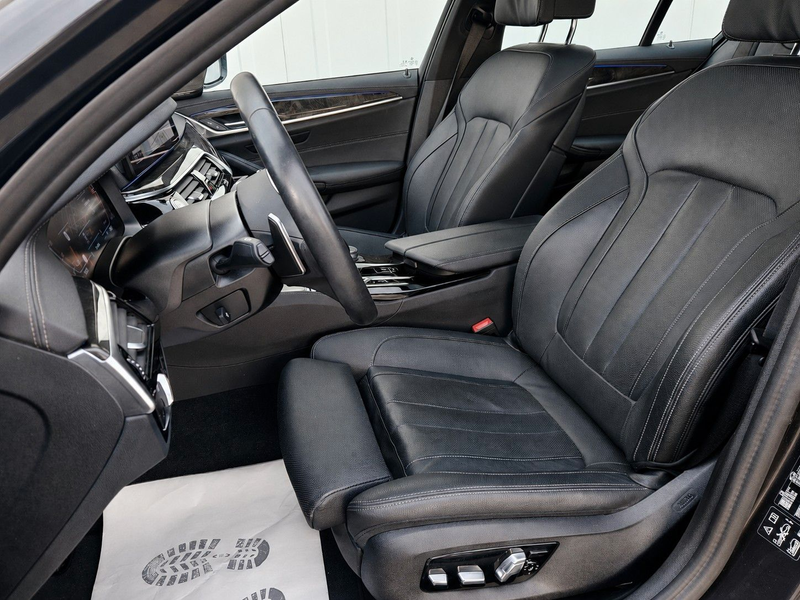 BMW 540 d xDr*LUXURY LINE*HUD*SITZBELÜFT.*ACC*HARMAN — photo 10