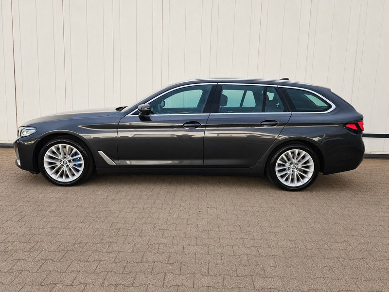 BMW 540 d xDr*LUXURY LINE*HUD*SITZBELÜFT.*ACC*HARMAN — photo 3