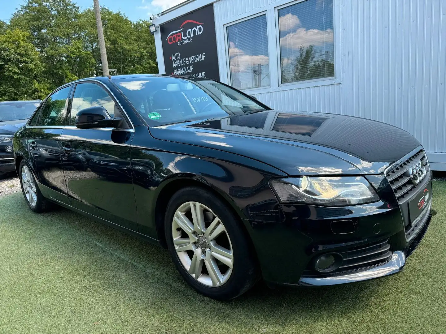 Audi A4 Lim. Ambition Automatik Anhäng-Alufelgen S &W Schwarz - 1