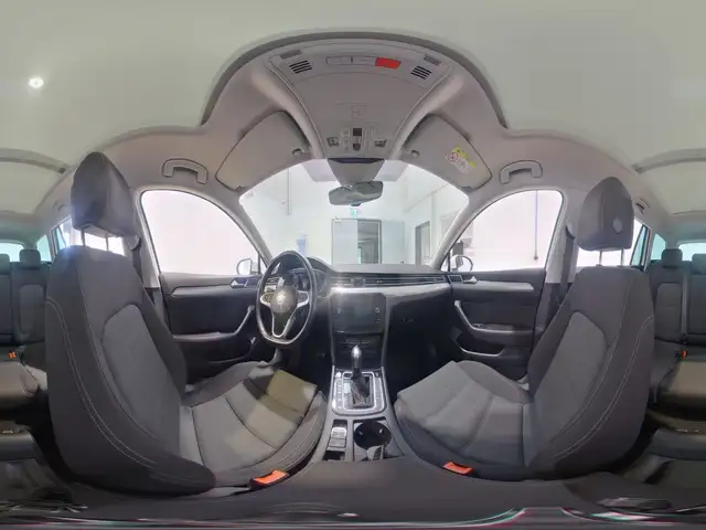 Volkswagen Passat view 6