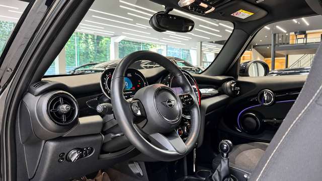 MINI One — photo 14