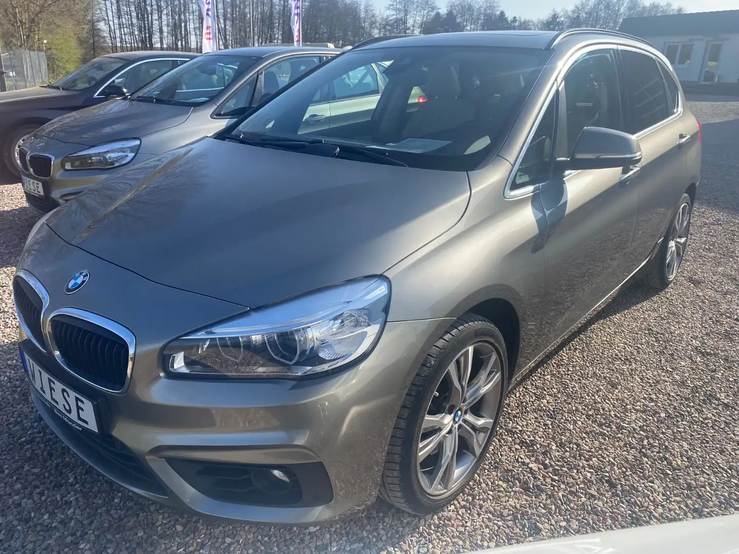BMW 218 Active Tourer Automatik Panorama+LED+AHK+ Argento - 1
