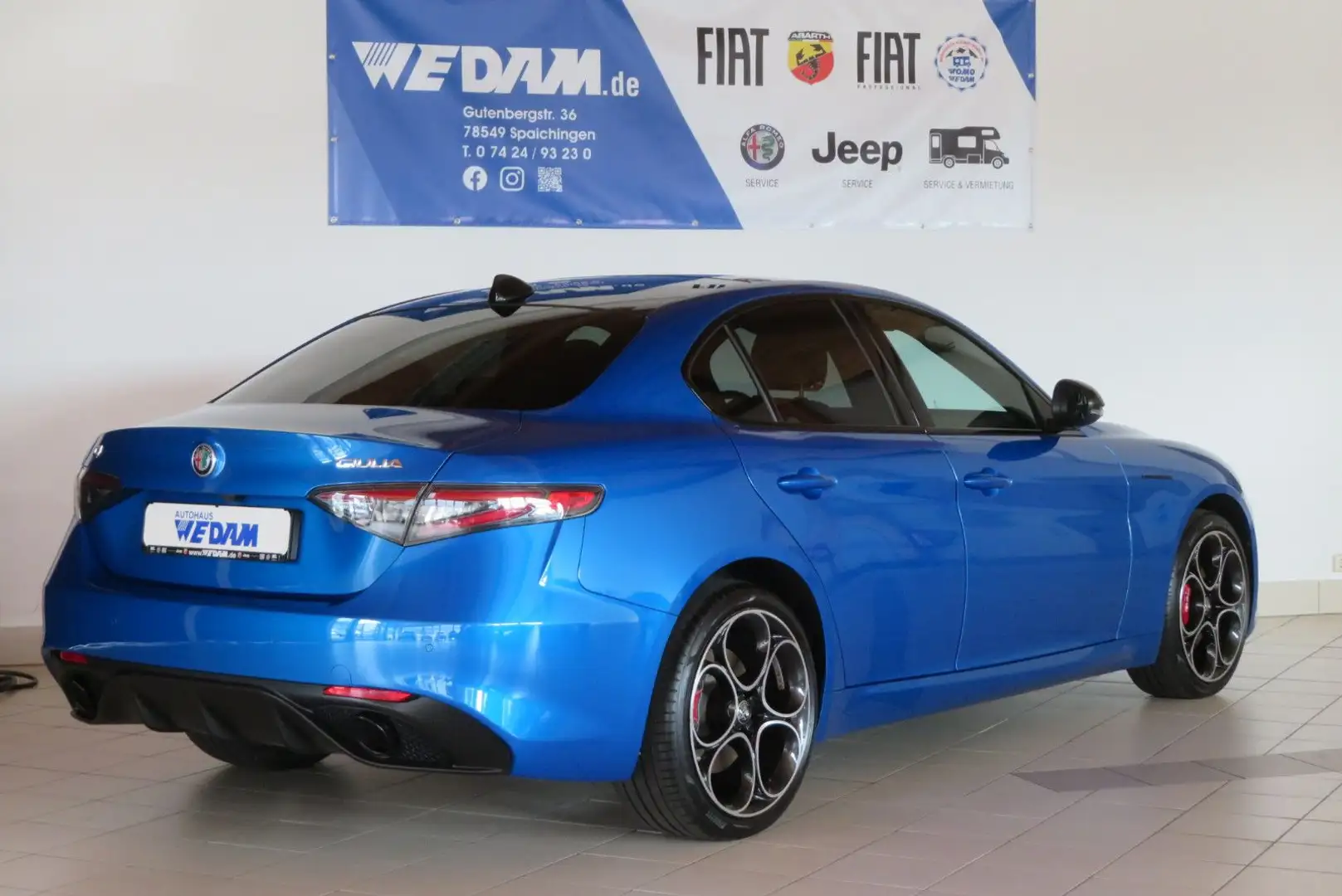 Alfa Romeo Giulia Competizione Q4 280PS *Schiebedach* Blue - 2
