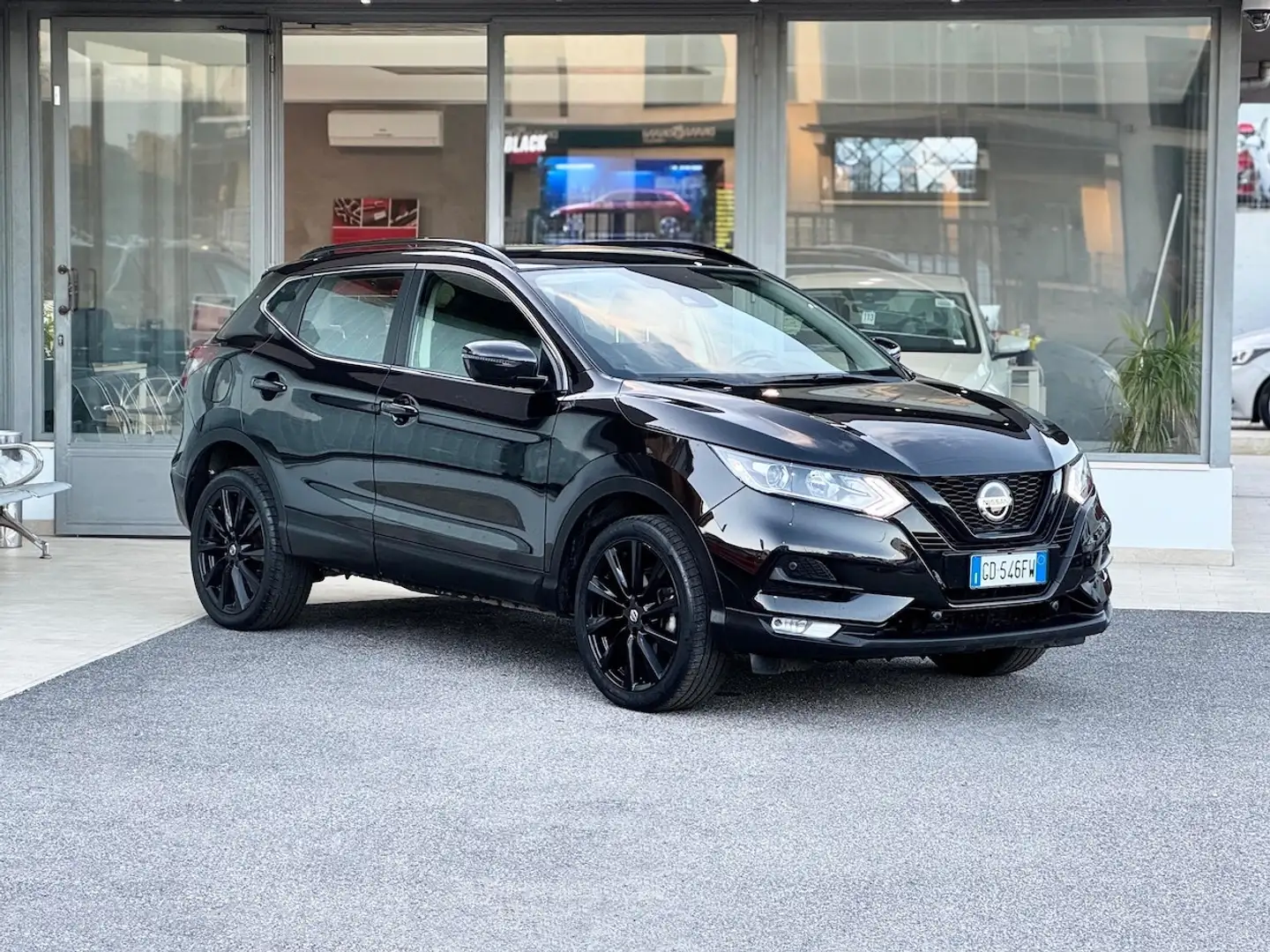 Nissan Qashqai 1.5 Diesel 115CV E6 - 2020 Schwarz - 1