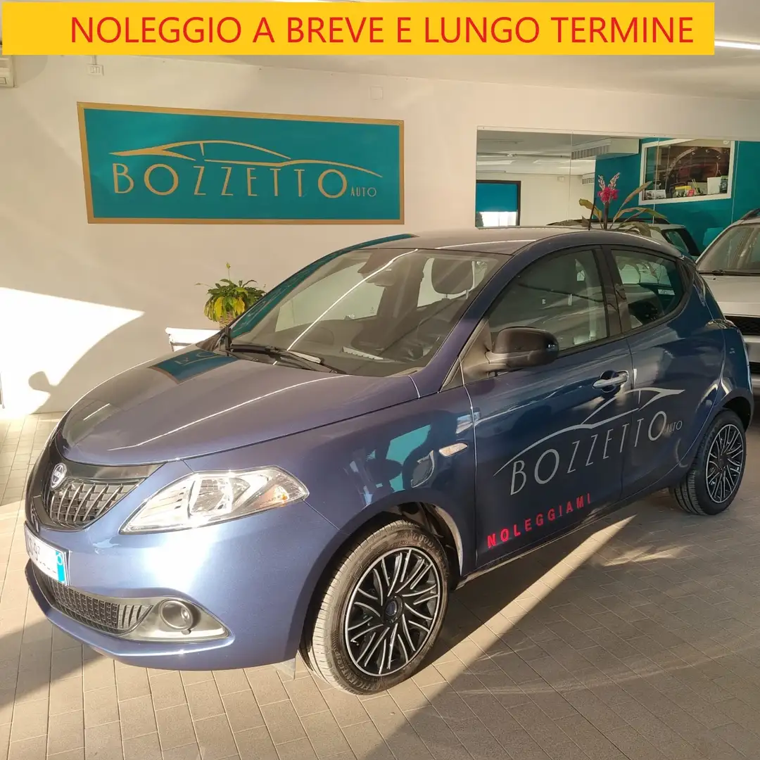 Lancia Ypsilon 1.0 FireFly 5 porte S&S Hybrid Oro Blu/Azzurro - 1