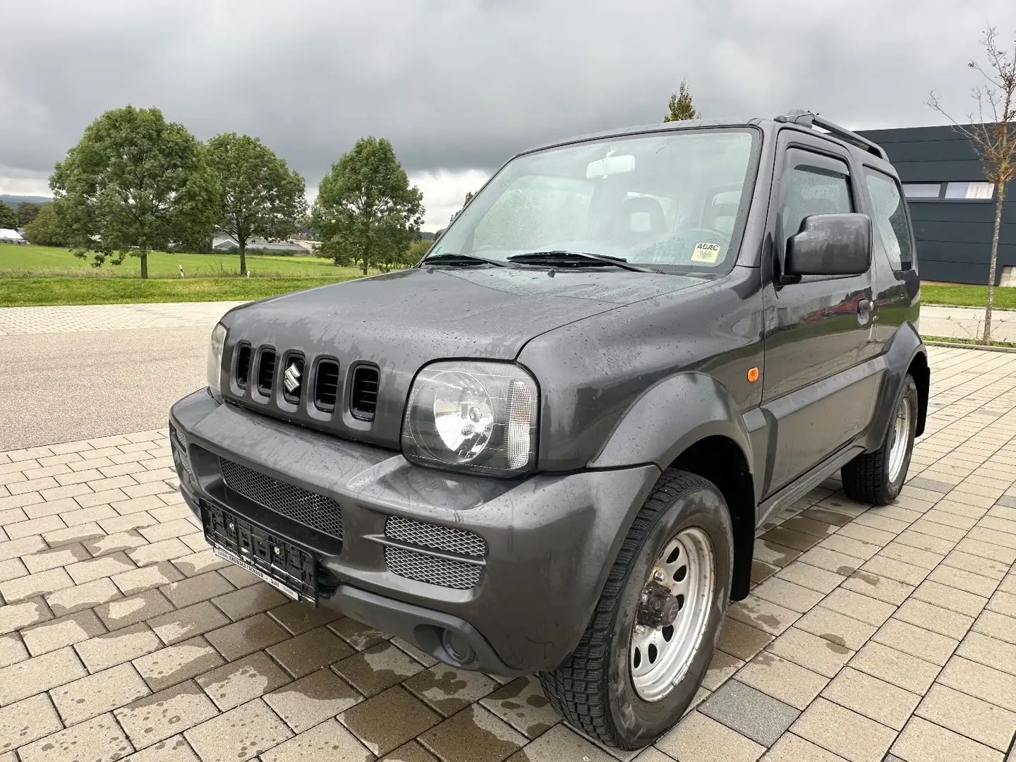 Suzuki Jimny Ranger Lim.*SERVO*TÜV*AHK*ALLRAD* Grau - 1