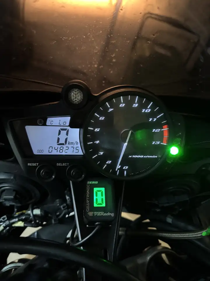 Yamaha YZF-R1