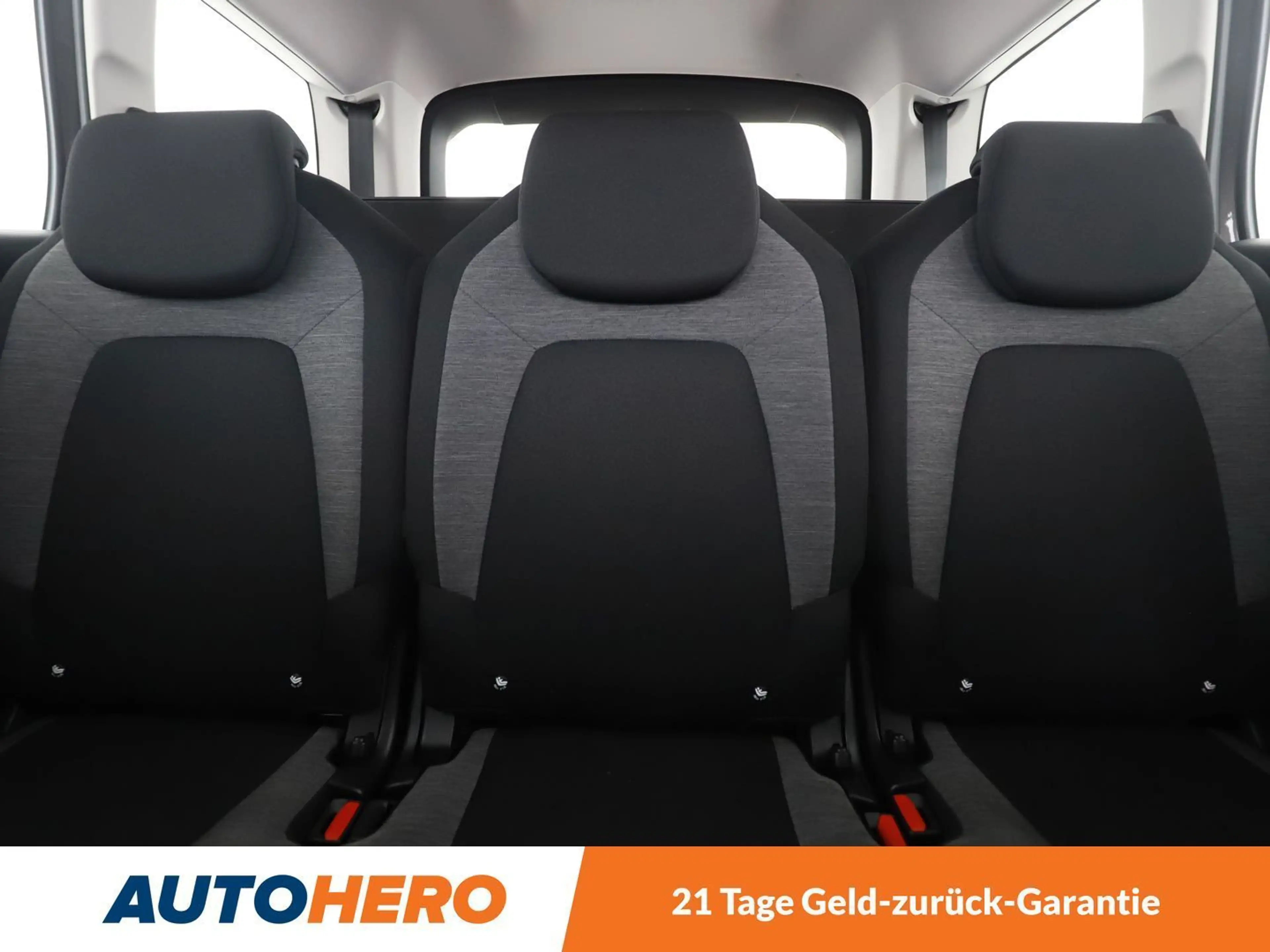 Citroen C4 Picasso 1.6 Blue-HDi Feel Edition *NAVI*CAM*TOT*7-SZ*TEMPO — photo 15