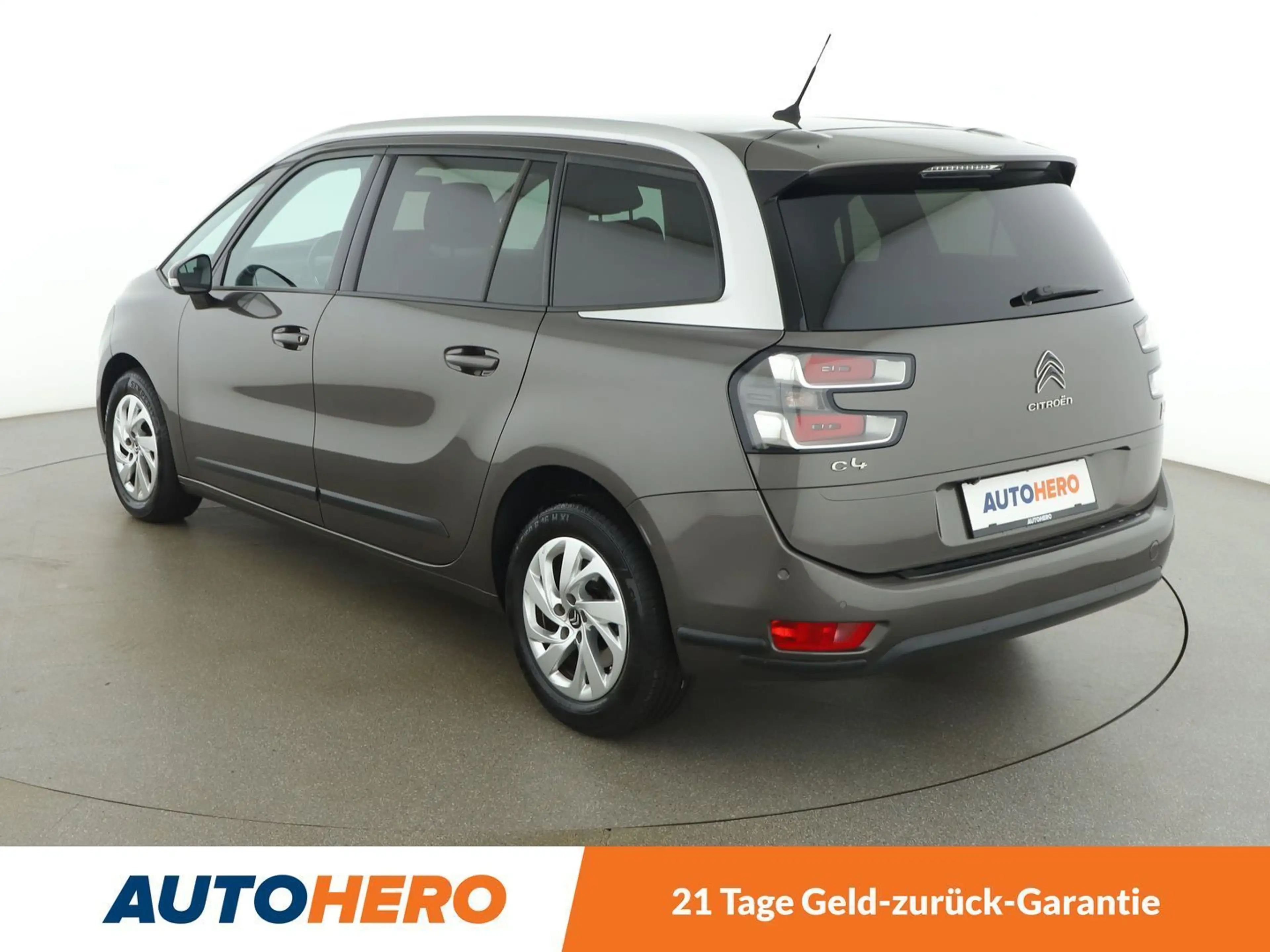 Citroen C4 Picasso 1.6 Blue-HDi Feel Edition *NAVI*CAM*TOT*7-SZ*TEMPO — photo 4