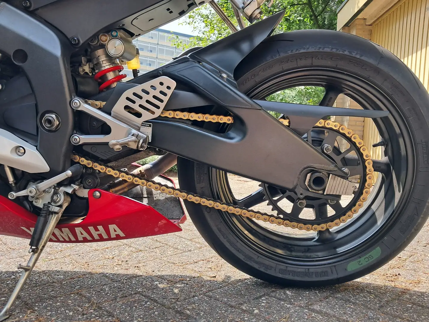 Yamaha YZF-R6 Rood - 2