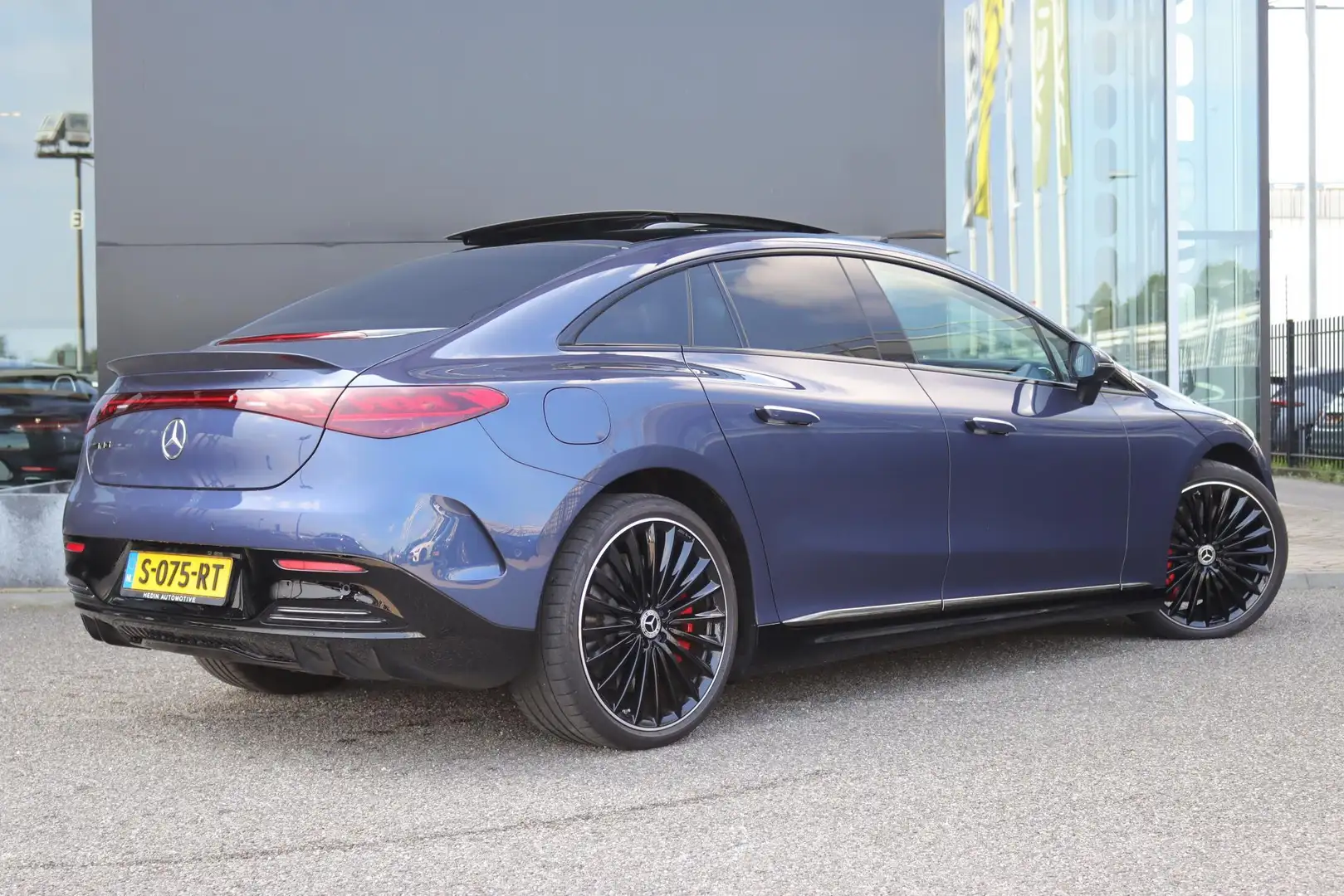 Mercedes-Benz EQE 350 EQE 350+ AMG Line | Nightpakket | Distronic | Airm Azul - 2