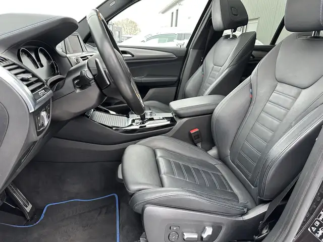 BMW X3 view 12