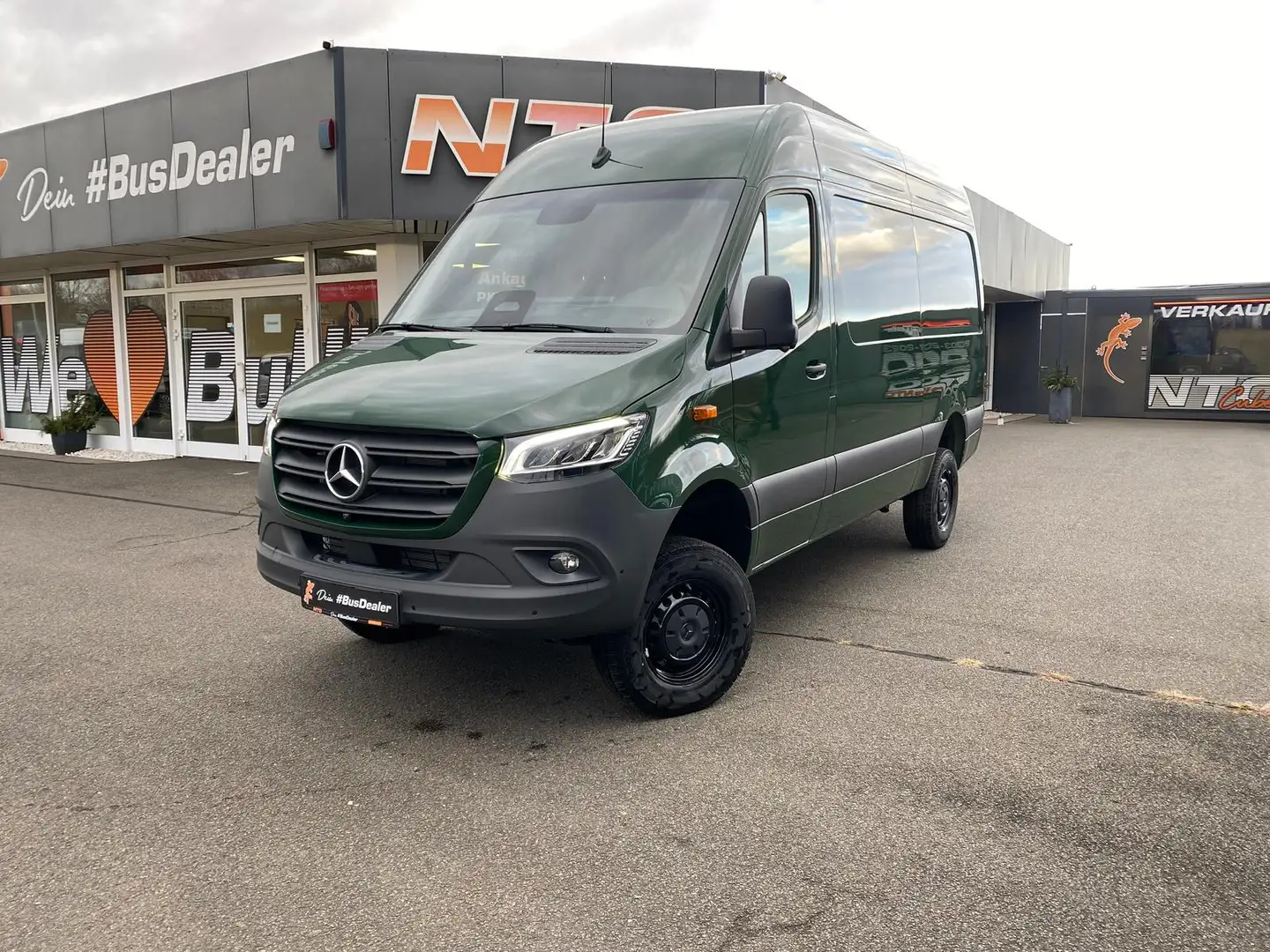 Mercedes-Benz Sprinter 319/419 CDI 4x4 L2H2*9G-tronic *MR* Groen - 2
