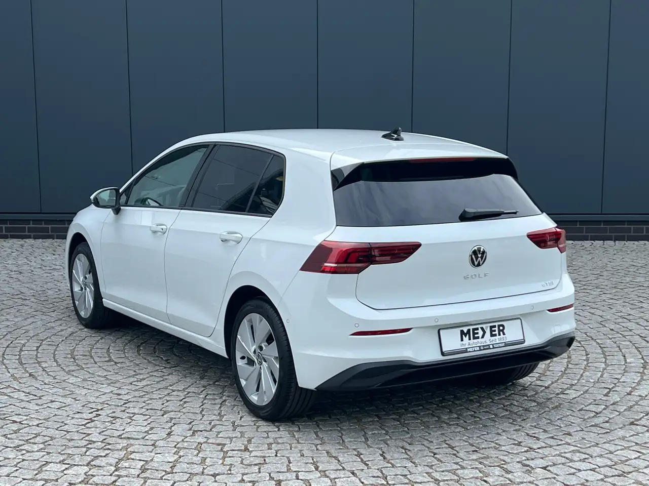 Volkswagen Golf 2026