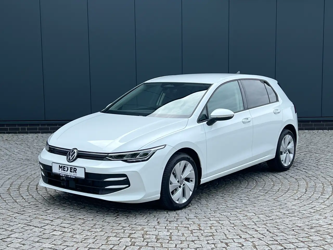Volkswagen Golf 2026