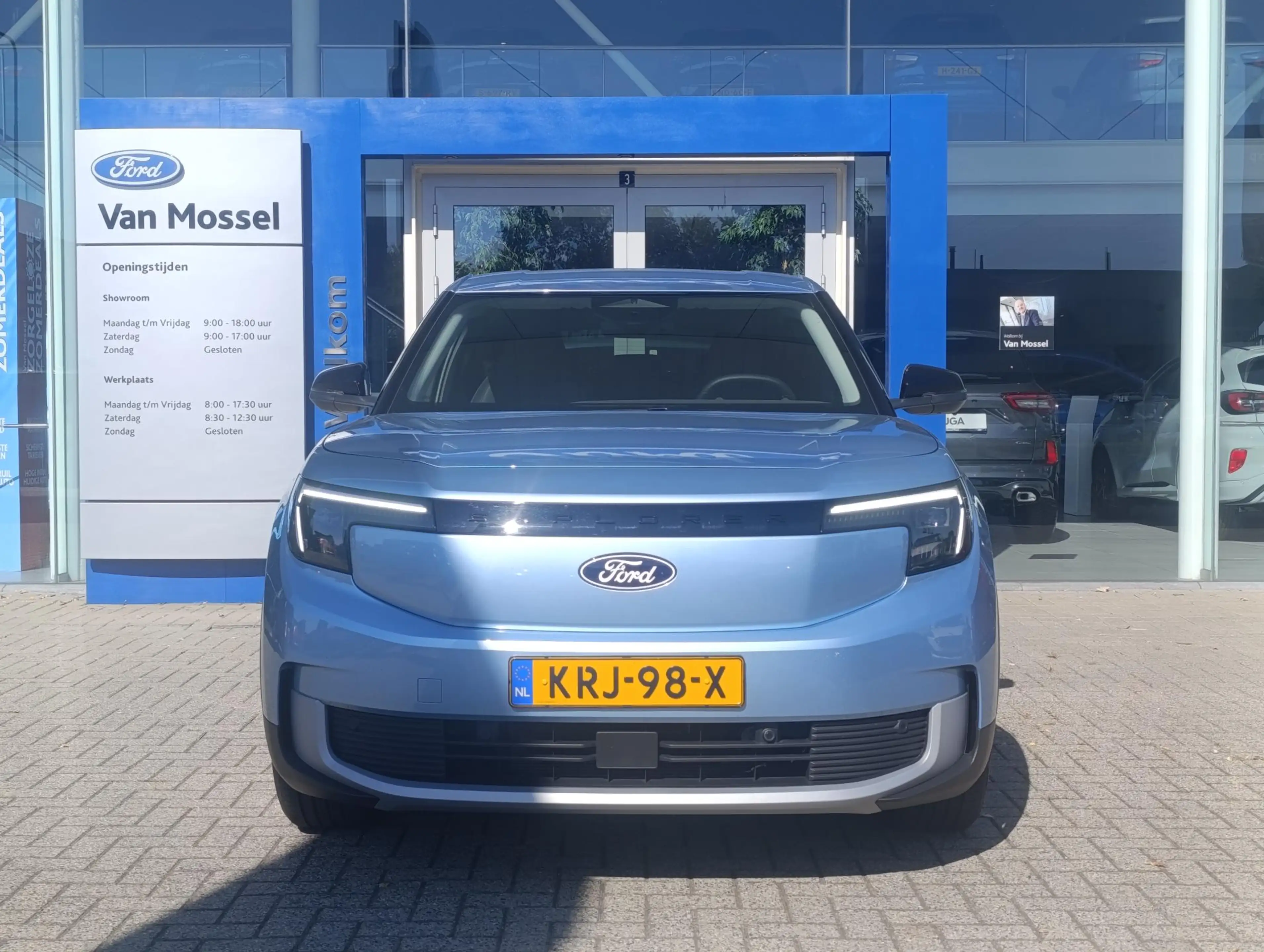 Ford Explorer Style Standard Range RWD 58 kWh | DEMO! | Adaptive — photo 3