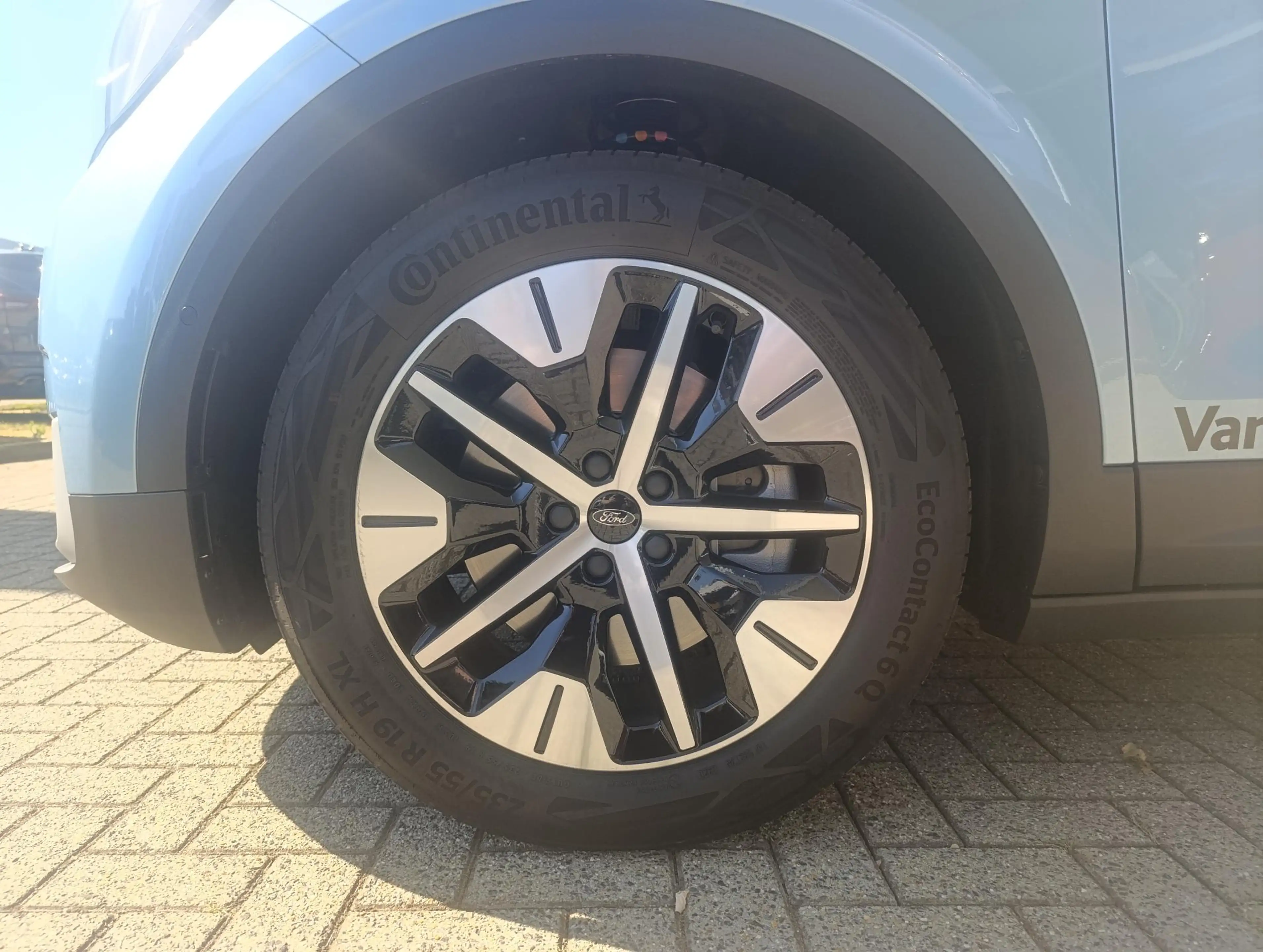 Ford Explorer Style Standard Range RWD 58 kWh | DEMO! | Adaptive — photo 10