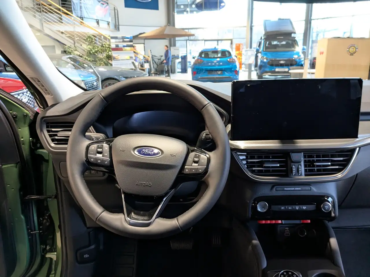 Ford Kuga 2.5 l FHEV 180 kW Titanium 4