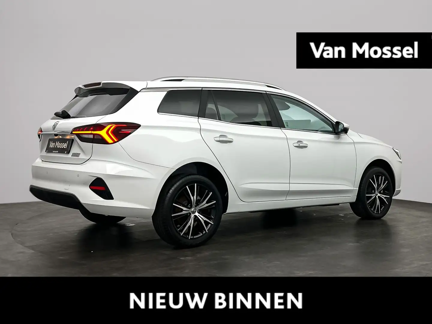 MG MG5 Electric Long Range Luxury 61 kWh Super Voordeel – Wit - 1