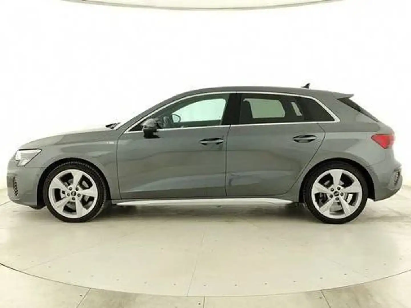 Audi A3 A3 Sportback 35 2.0 tdi S line Edition s-tronic Grigio - 2