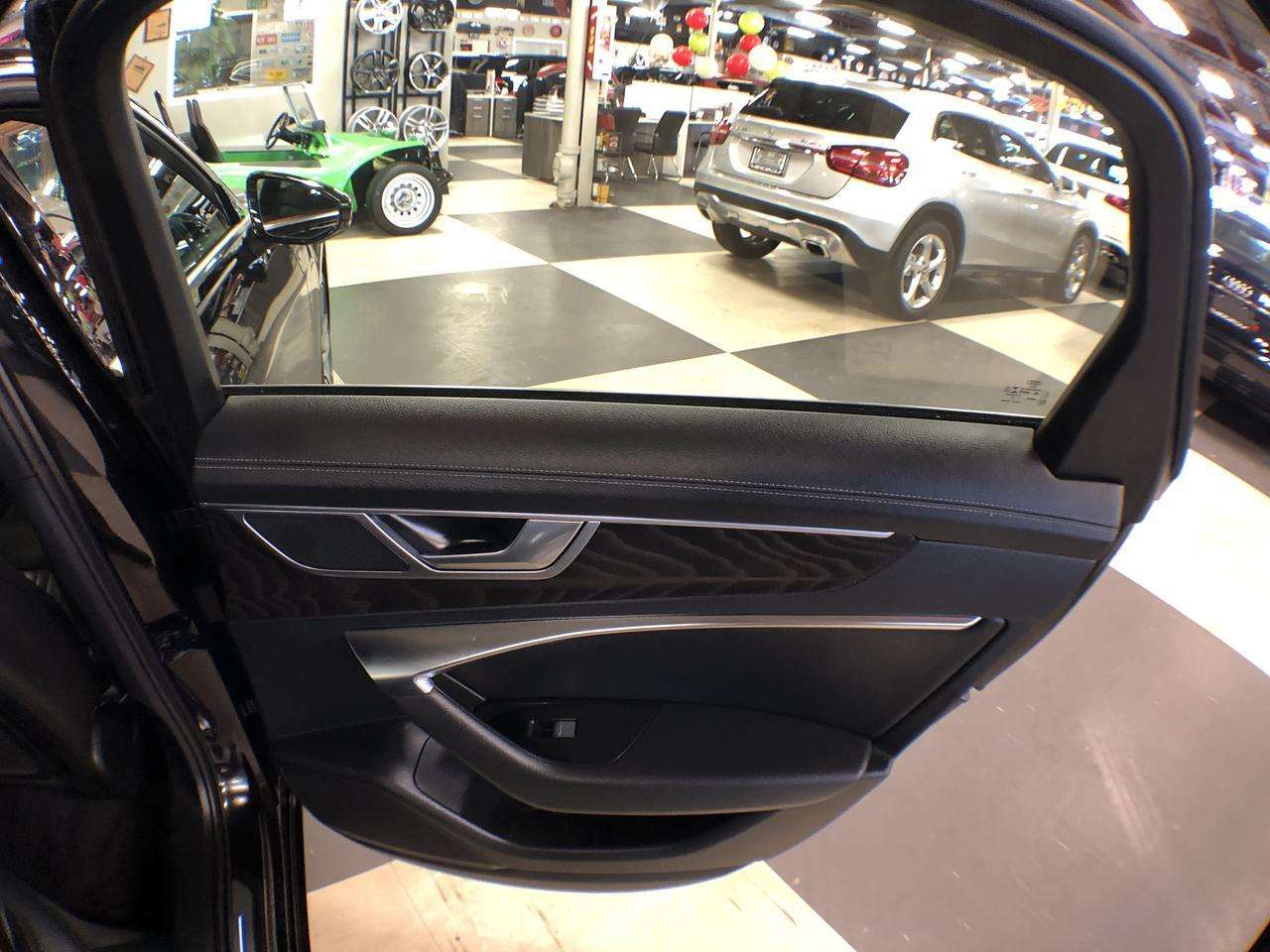 2023 Audi A6 PROGRESSIV S-LINE AWD LEATHER PAN/ROOF NAV B/SPOT thumb 32