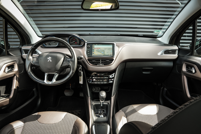 Peugeot 2008 1.2 Allure Automaat | 1e Eig. | Panoramadak | ECC — photo 3