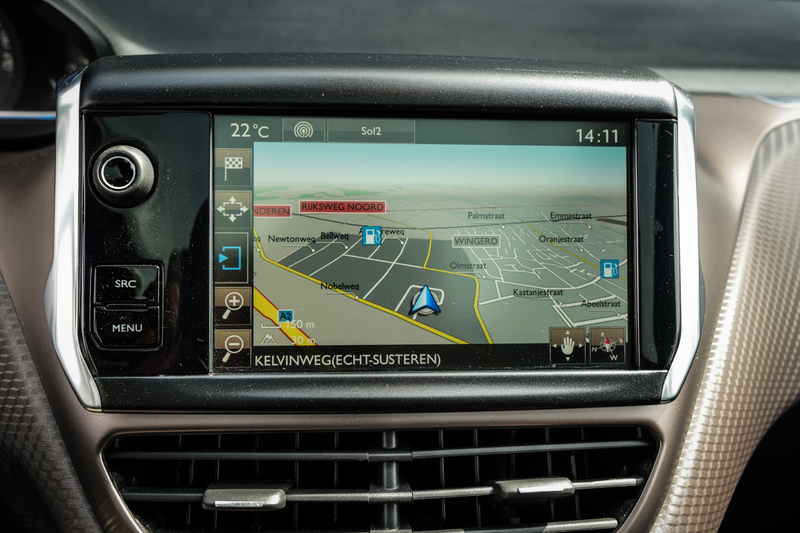 Peugeot 2008 1.2 Allure Automaat | 1e Eig. | Panoramadak | ECC — photo 24
