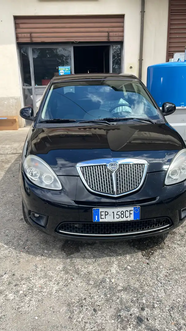 Lancia Ypsilon - 2