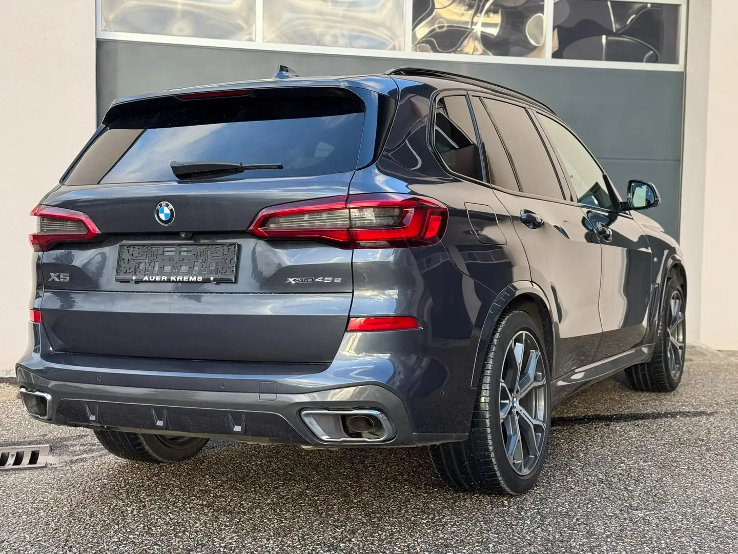 BMW X5 xDrive 45 e M Sport *Vollausstattung* Neu Service Grau - 2