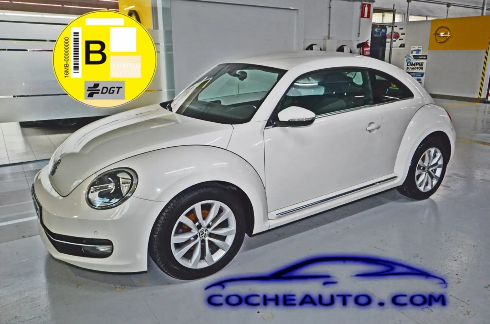 Volkswagen Beetle 1.6TDI Design 105 Blanco - 1