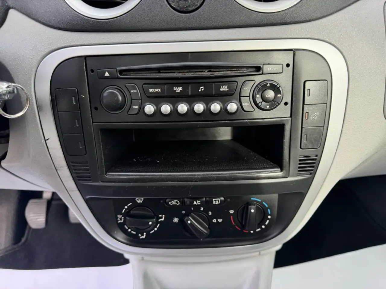 Citroen C3 C3 — photo 26