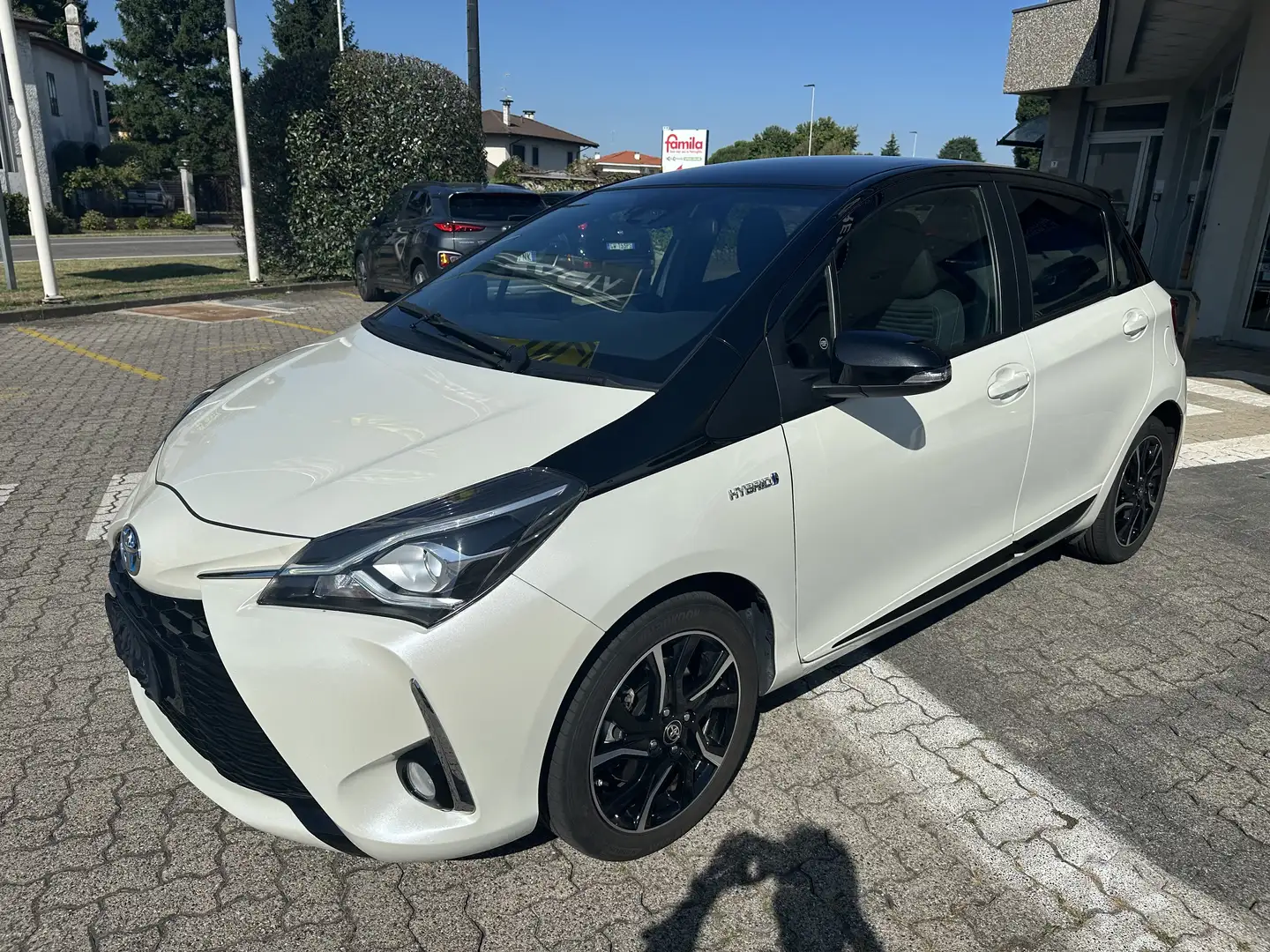 Toyota Yaris Yaris 5p 1.5h Trend White Edition my18 Blanc - 1