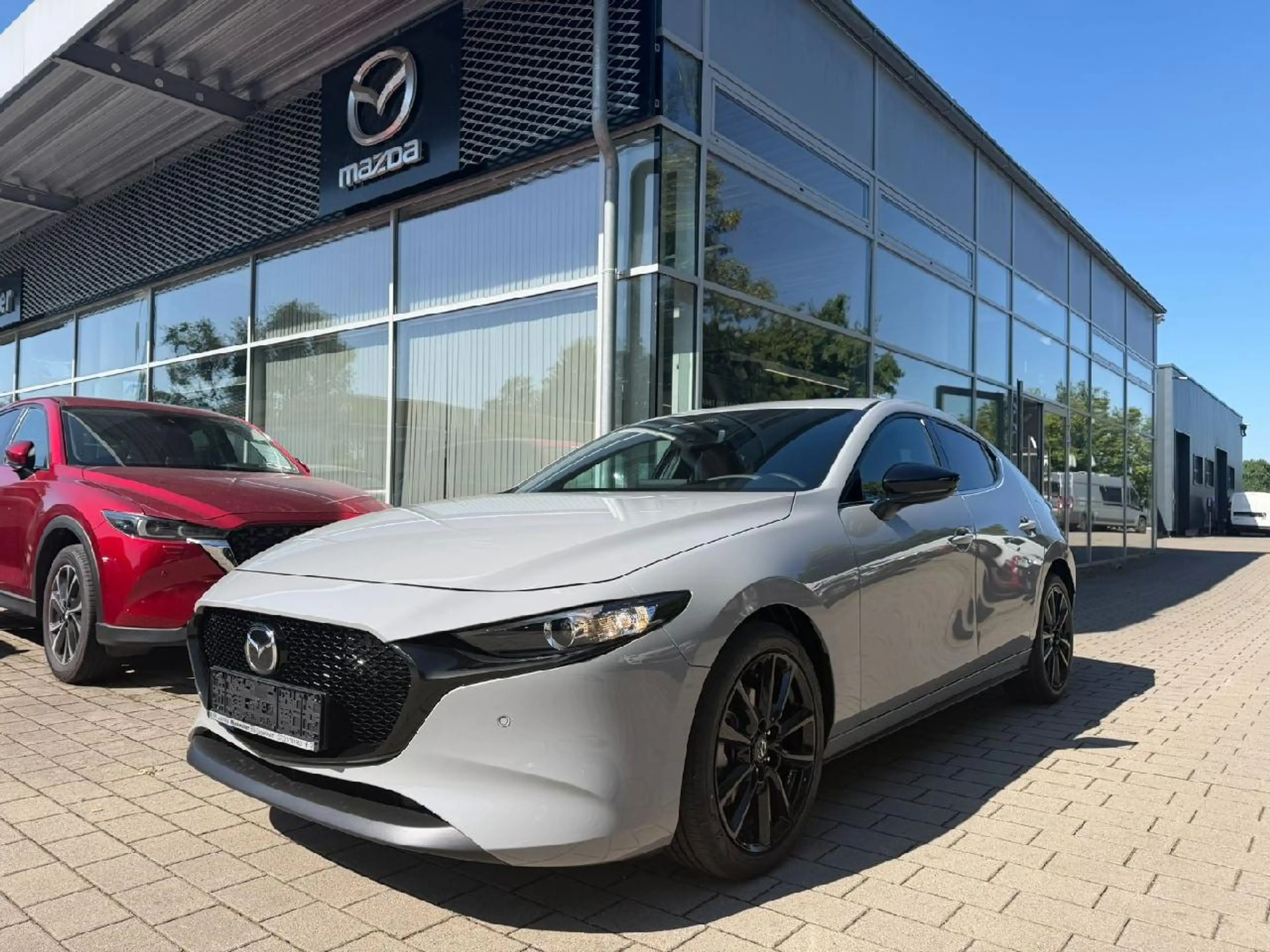 Mazda 3 2.5L e-SKYACTIV G 140ps 6AT FWD Nagisa MJ 2027