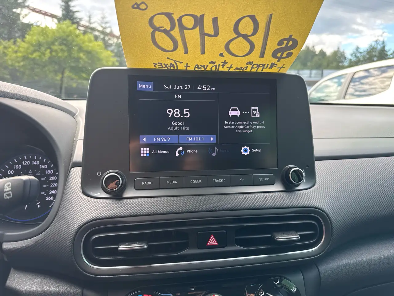 Hyundai KONA снимка Hyundai KONA