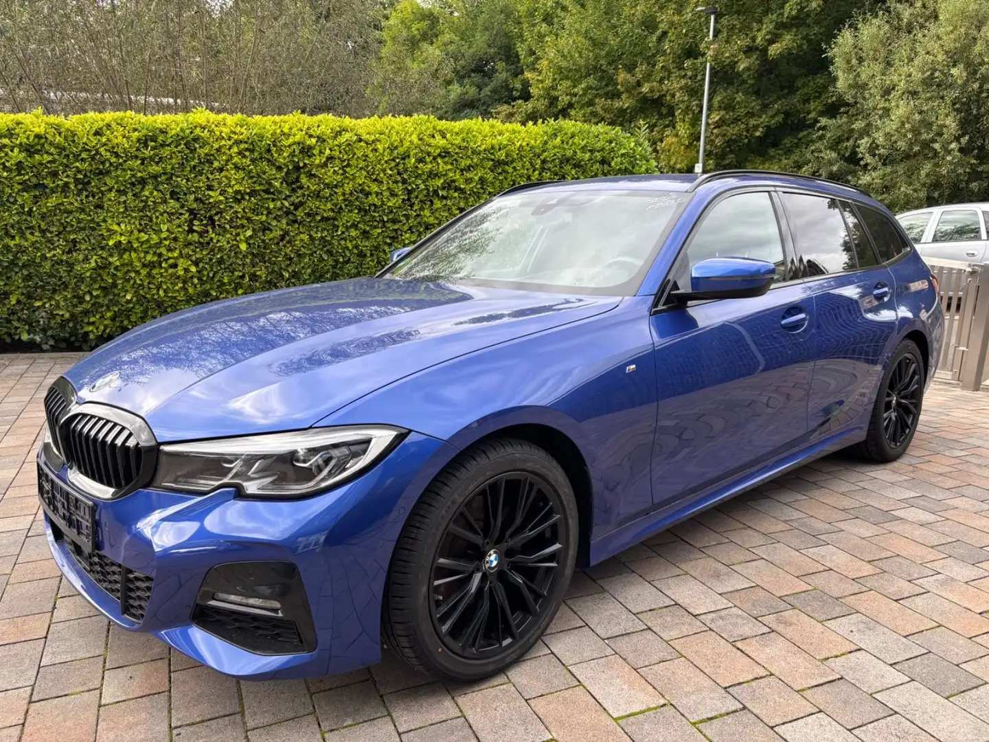 BMW 320 M Sport LiveP HUD Laser HiFi Apple ACC Ufrei Blau - 1