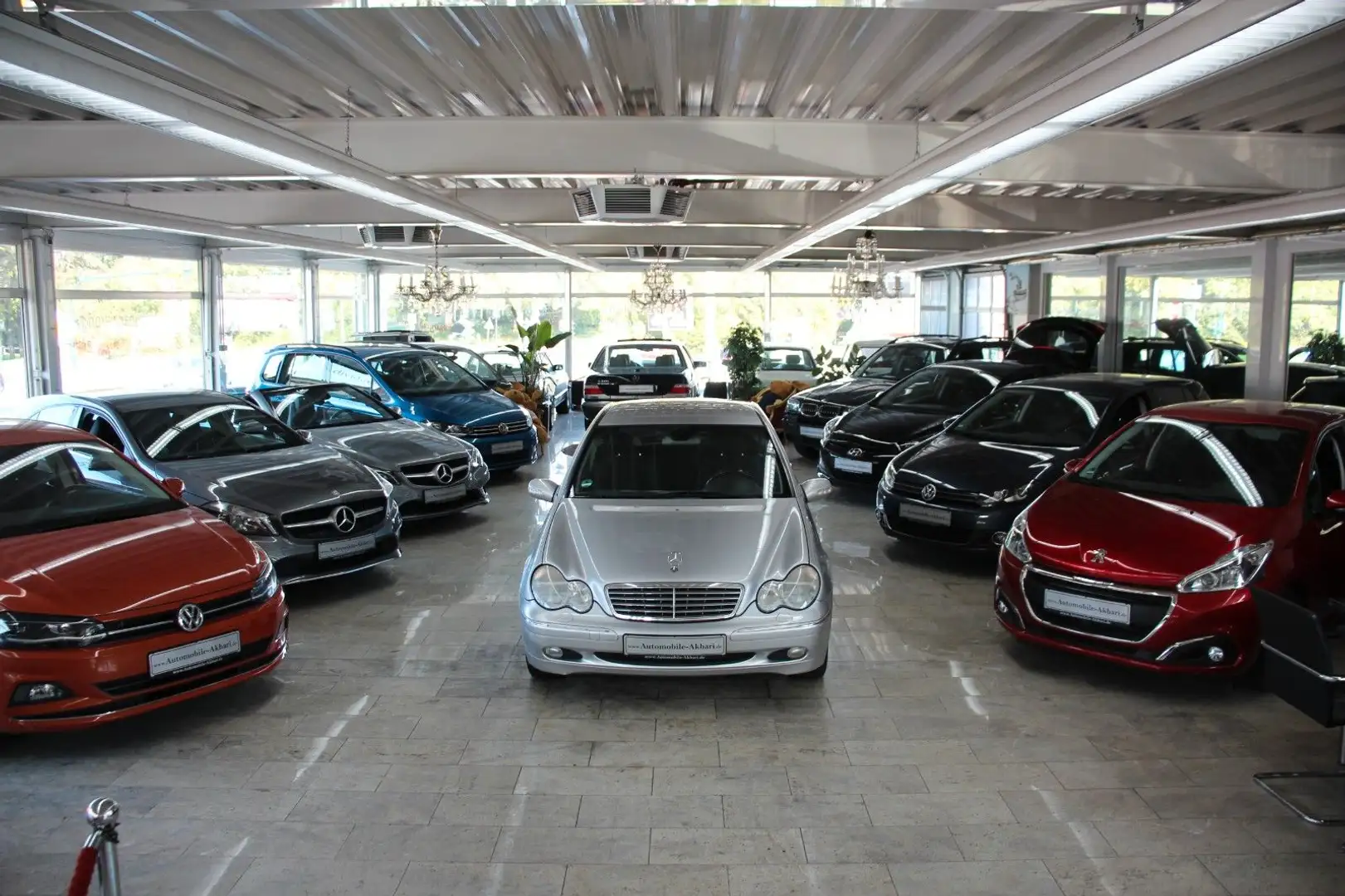 Mercedes-Benz C 180 ELEGANCE Silber - 1