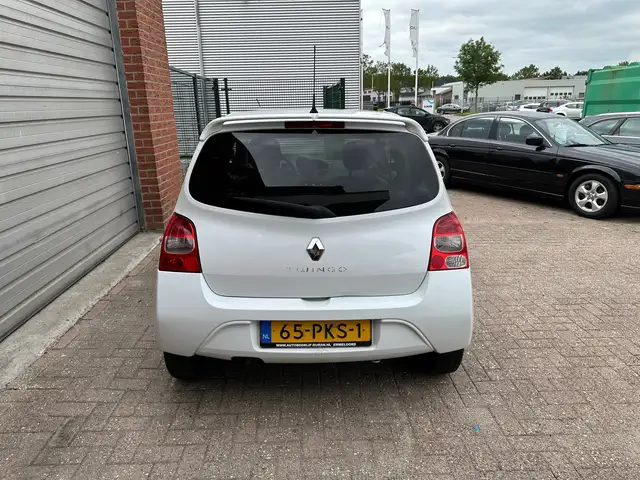 Renault Twingo view 8