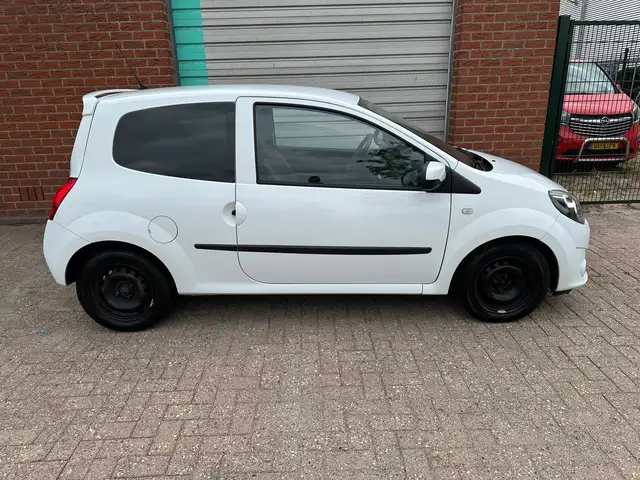Renault Twingo view 5