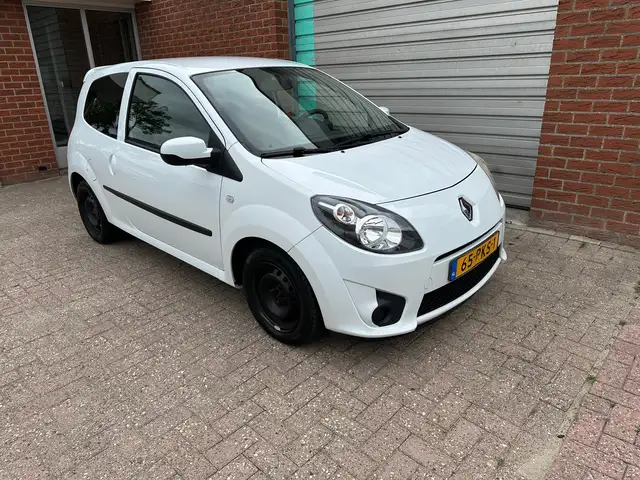 Renault Twingo view 2