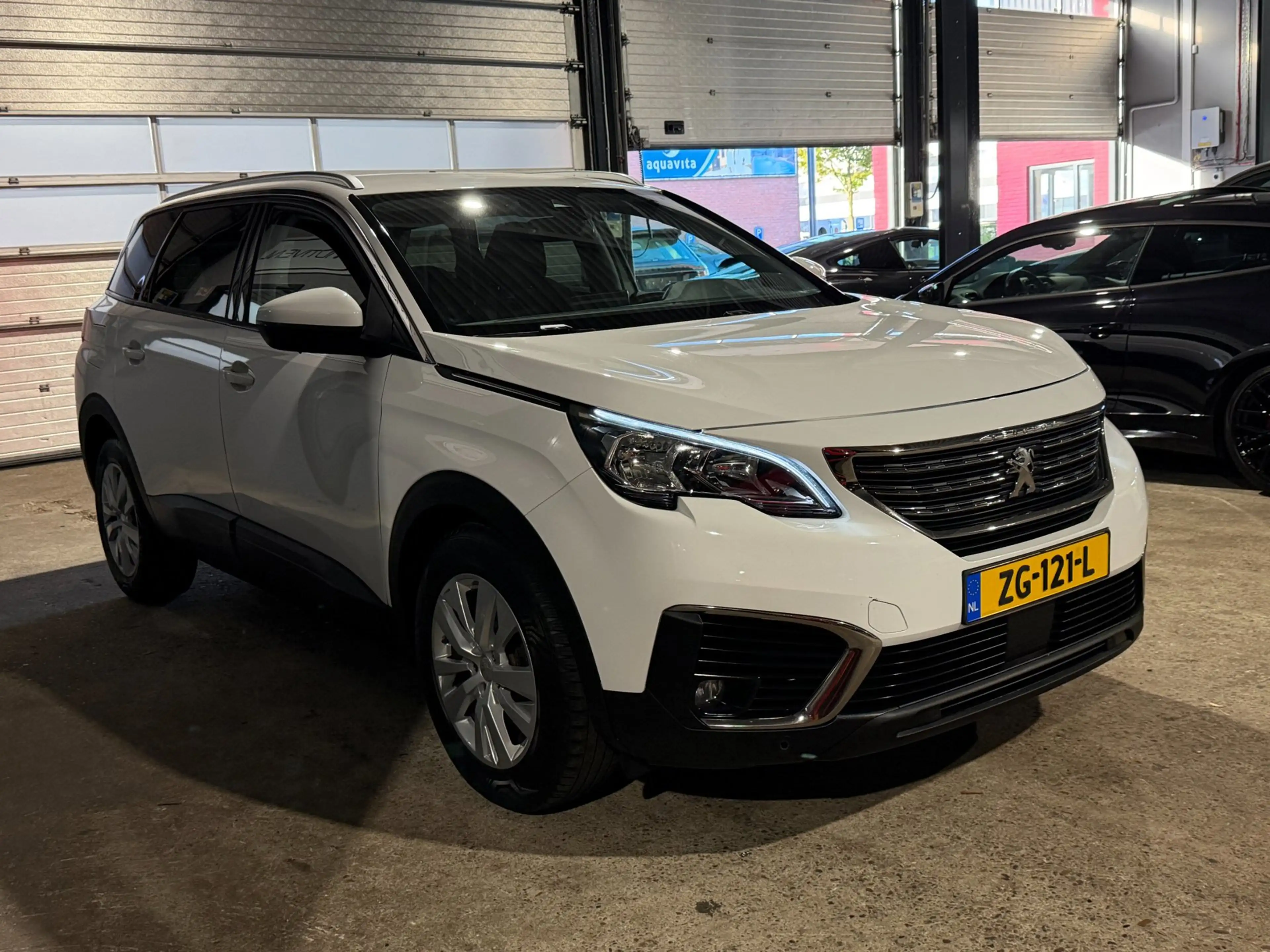Peugeot 5008 1.2 PureTech Blue Lease Executive 7 Persoons NAP — photo 5