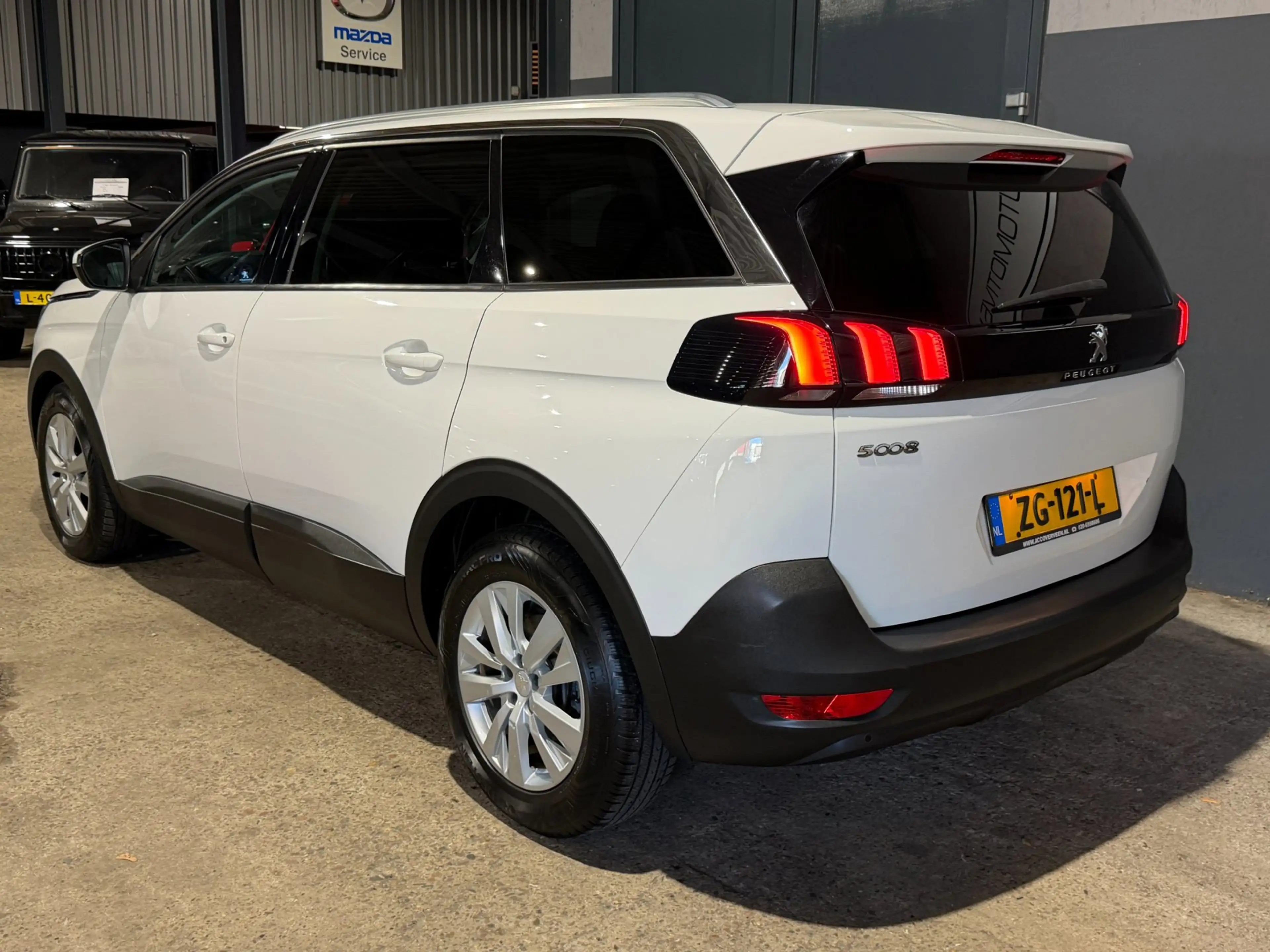Peugeot 5008 1.2 PureTech Blue Lease Executive 7 Persoons NAP — photo 3