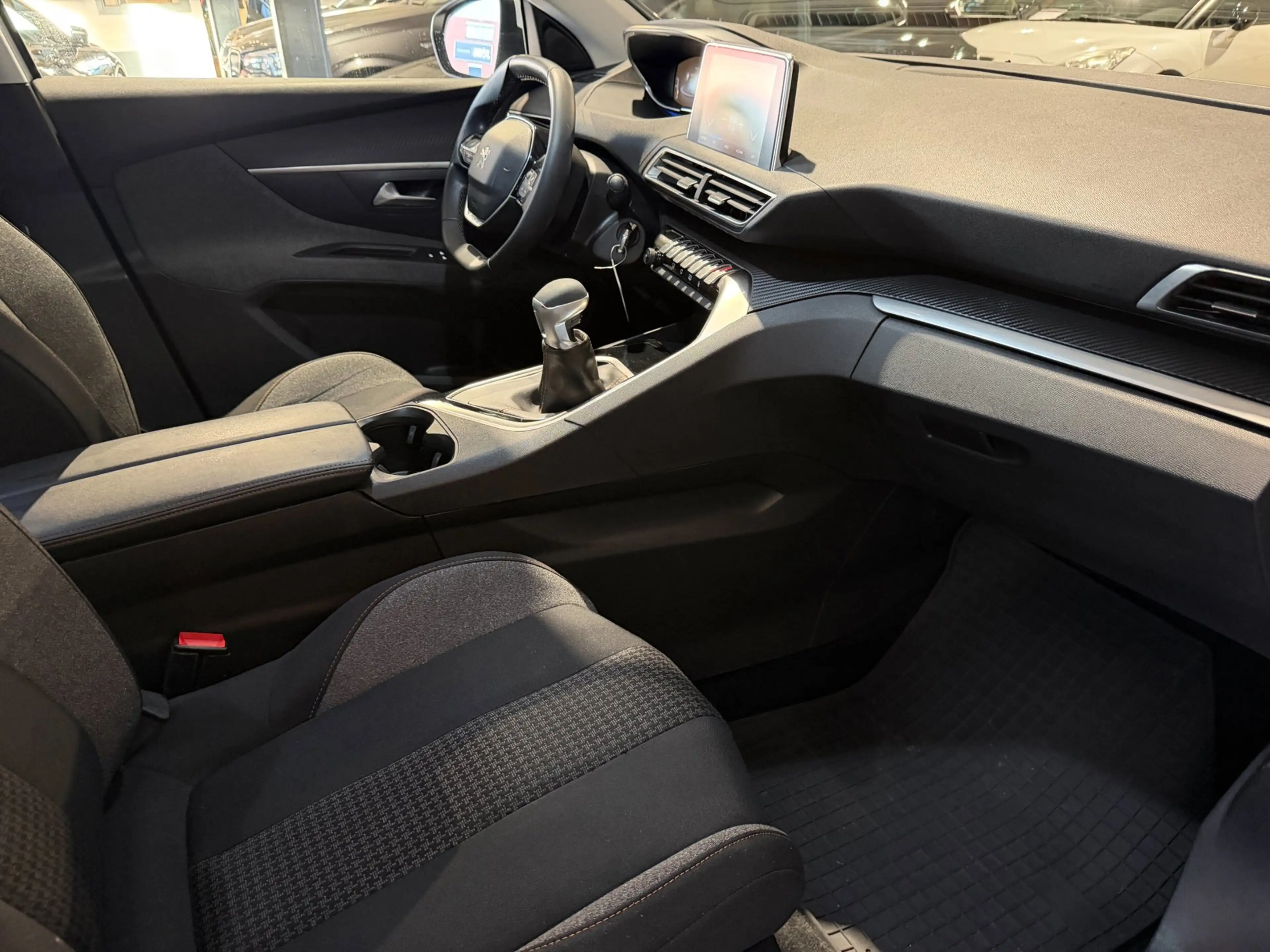 Peugeot 5008 1.2 PureTech Blue Lease Executive 7 Persoons NAP — photo 7