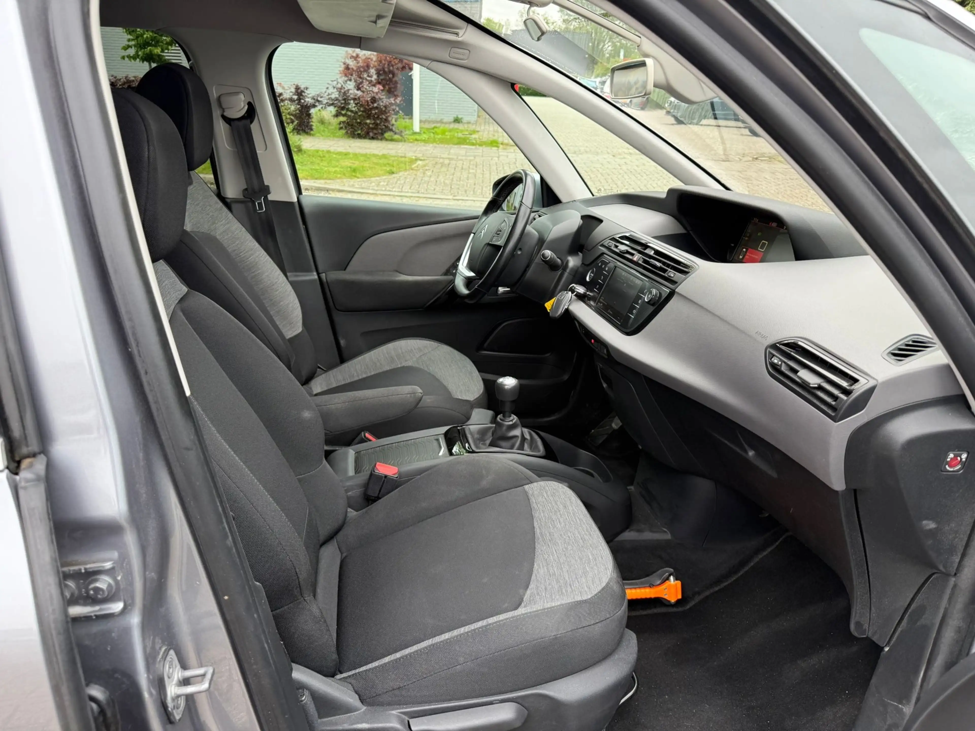 Citroen C4 Picasso 1.2 PureTech Feel, Navi, NAP, Dealer auto — photo 12