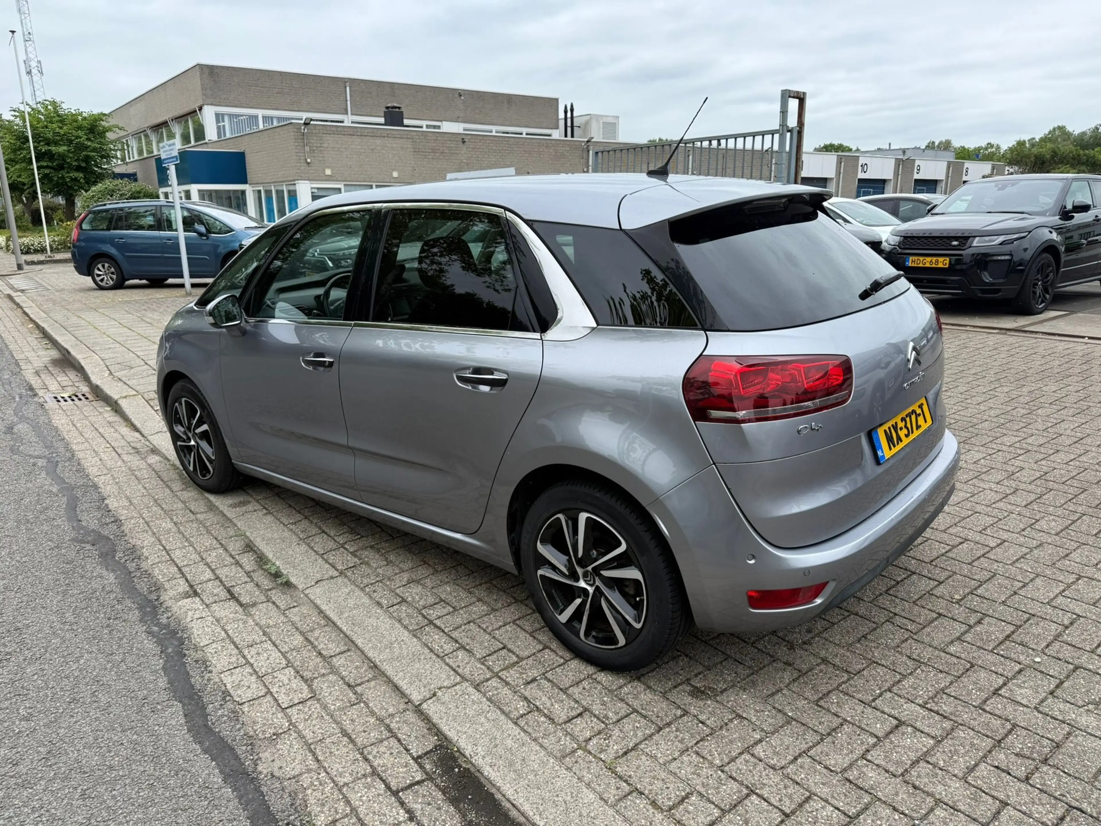 Citroen C4 Picasso 1.2 PureTech Feel, Navi, NAP, Dealer auto — photo 7