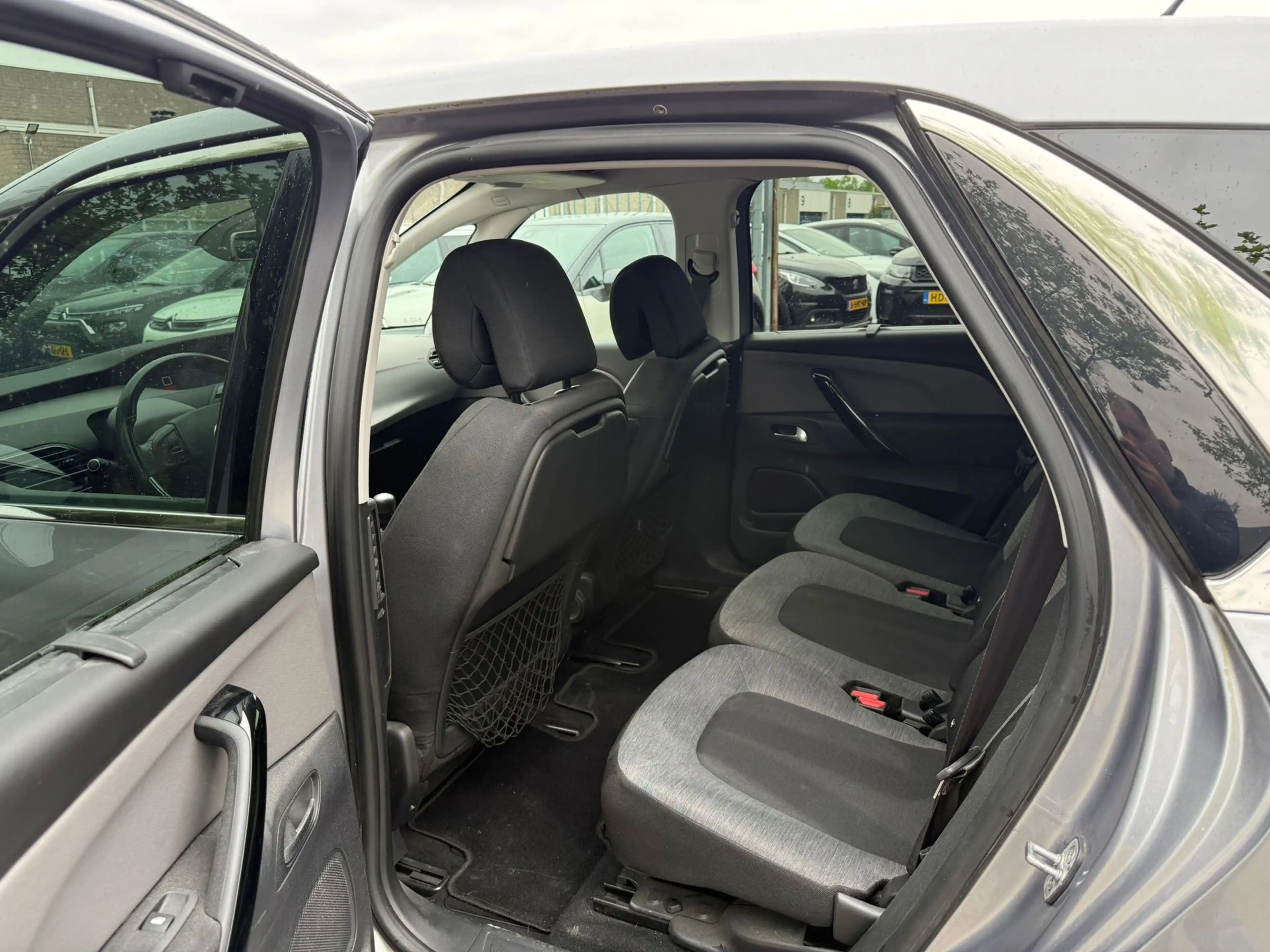 Citroen C4 Picasso 1.2 PureTech Feel, Navi, NAP, Dealer auto — photo 11