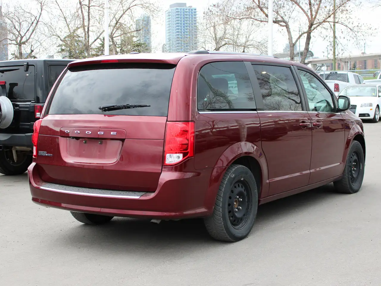 Dodge Grand Caravan снимка Dodge Grand Caravan