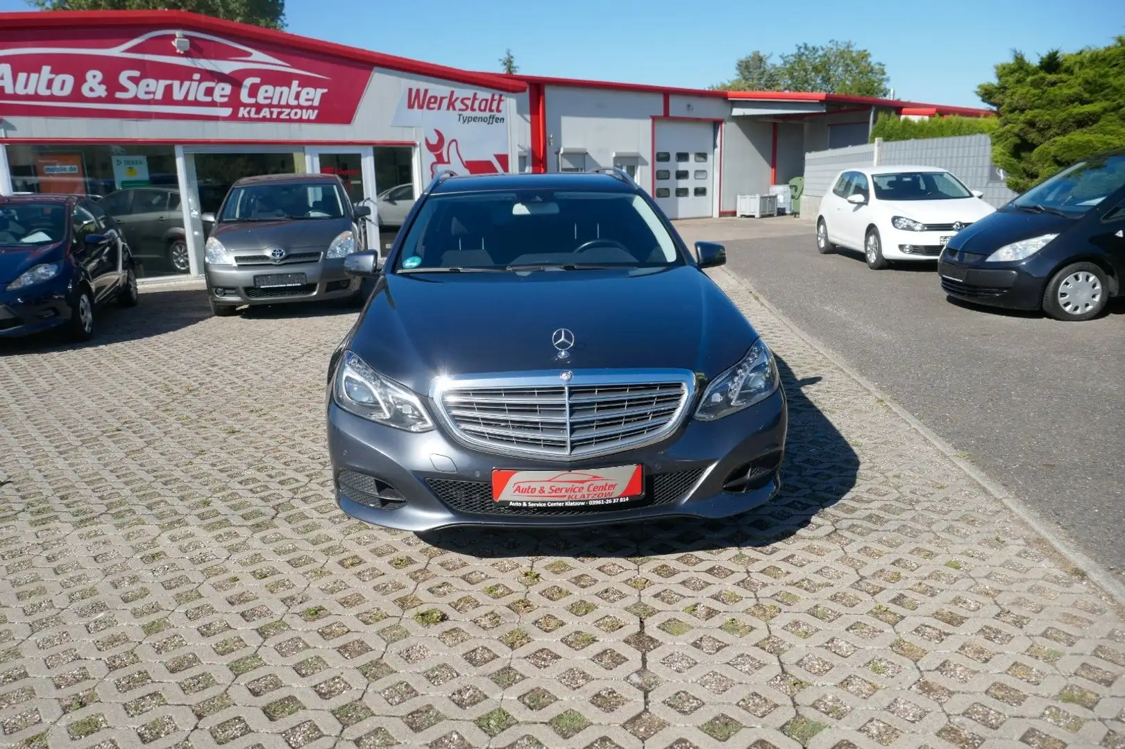 Mercedes-Benz E 350 3.0 BlueTEC T  AUTOMATIK Gris - 2