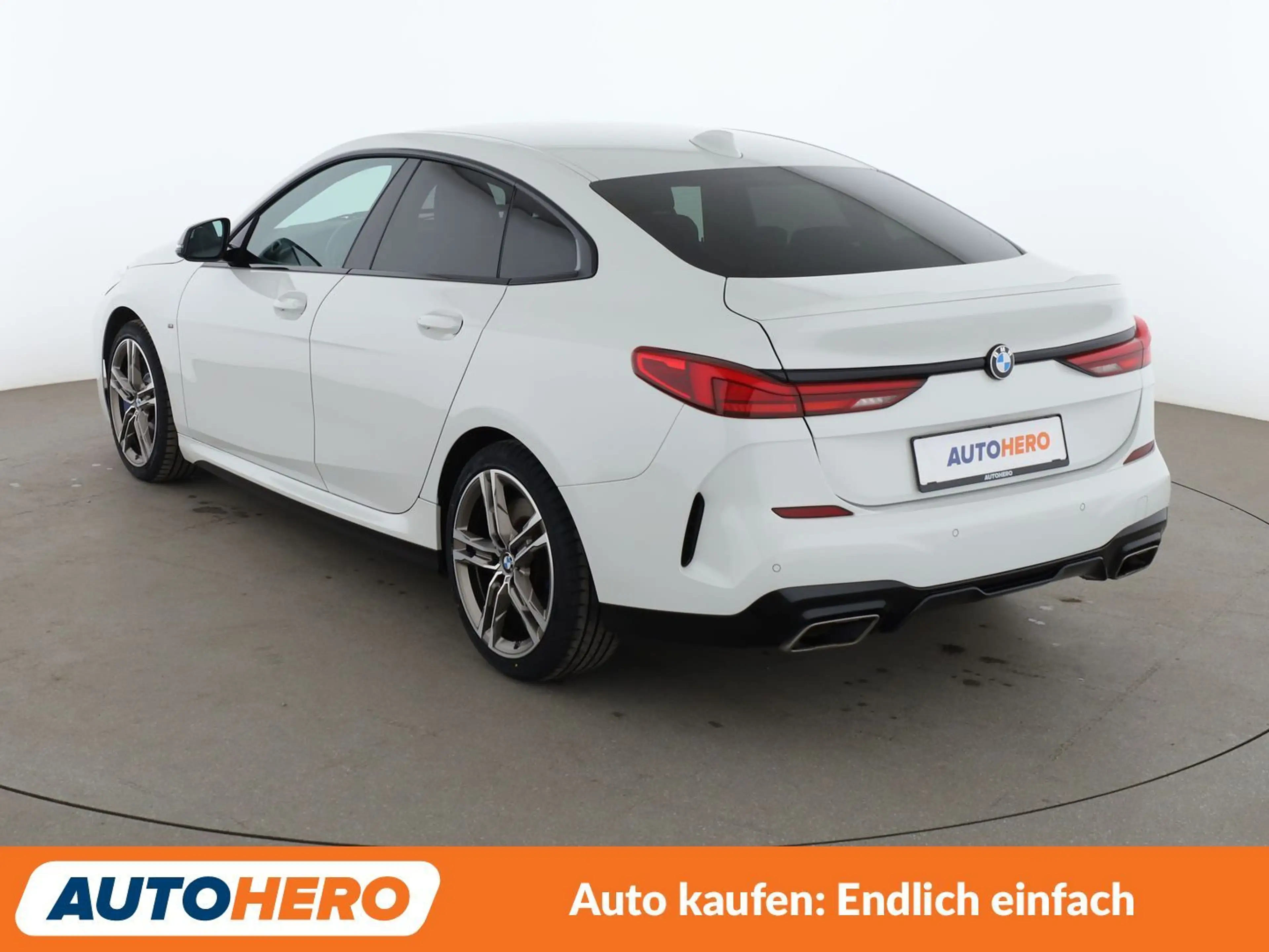 BMW 235 M235i Gran Coupe xDrive Aut.*NAVI*LED*TEMPO*PDC* — photo 4